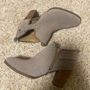 Franco Sarto size 7 brand new